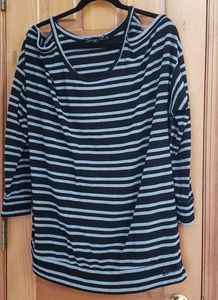 Cold shoulder sweatshirt